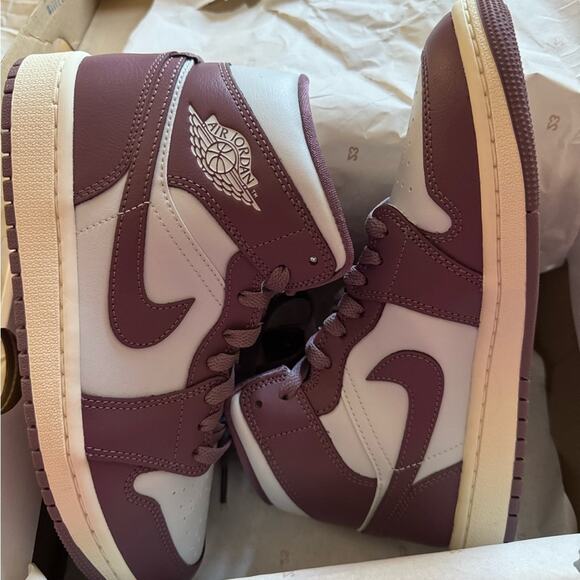 Jordan 1 Mid Pure Platinum Sneakers - Picture 7 of 7